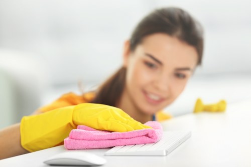 Local Chelsea cleaners preparing a property for handover