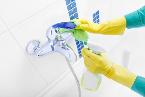 Professional one-off cleaning for a Chelsea flat or townhouse interior