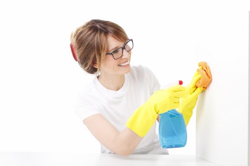 Local curtain cleaning technician working in Chelsea interiors